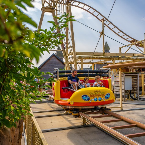 Jurassic Twister attraction parc du bocasse